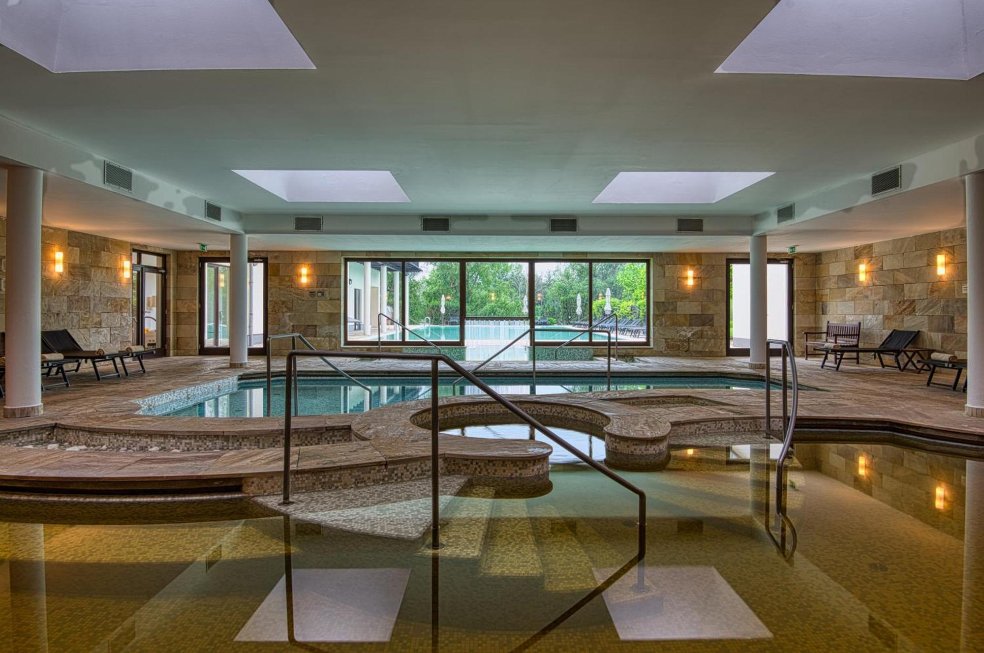 Tisza Balneum Hotel Tiszafüred Extérieur photo