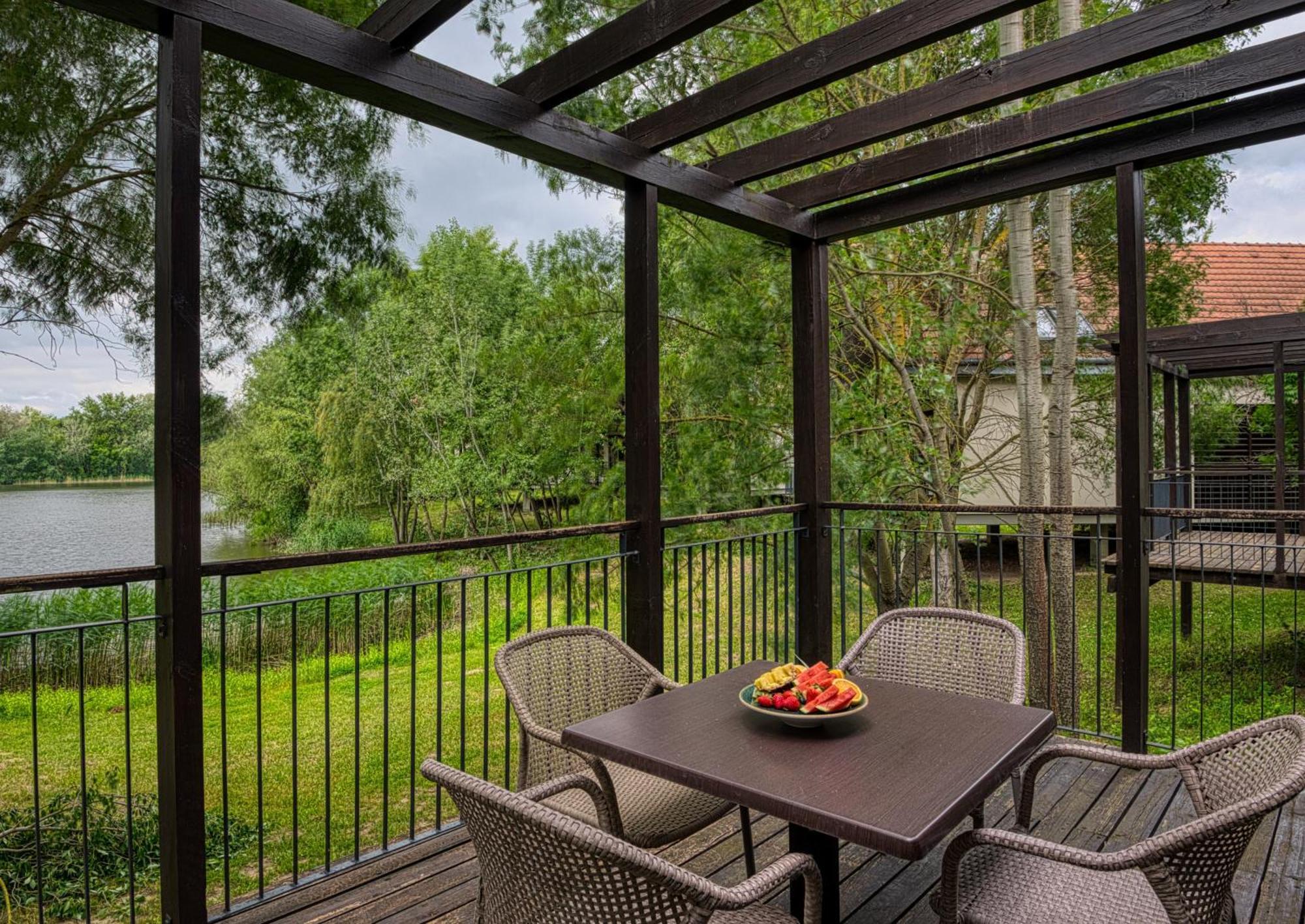 Tisza Balneum Hotel Tiszafüred Extérieur photo