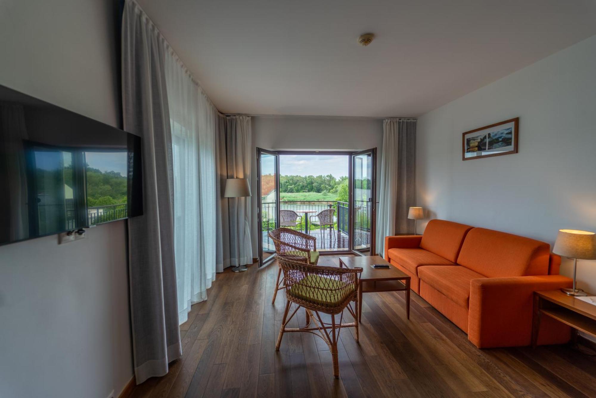 Tisza Balneum Hotel Tiszafüred Extérieur photo