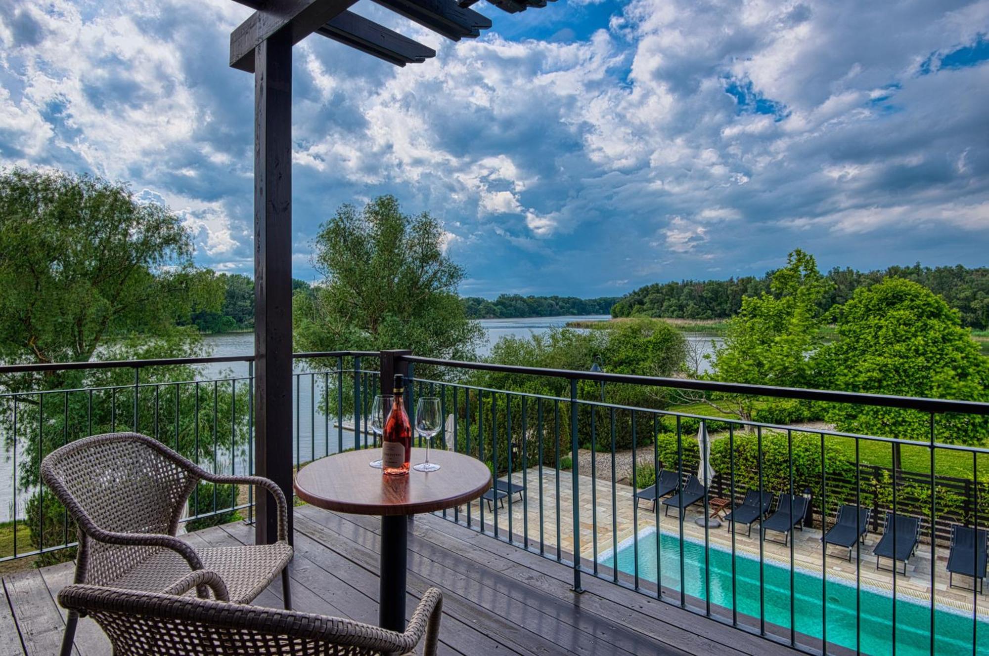 Tisza Balneum Hotel Tiszafüred Extérieur photo