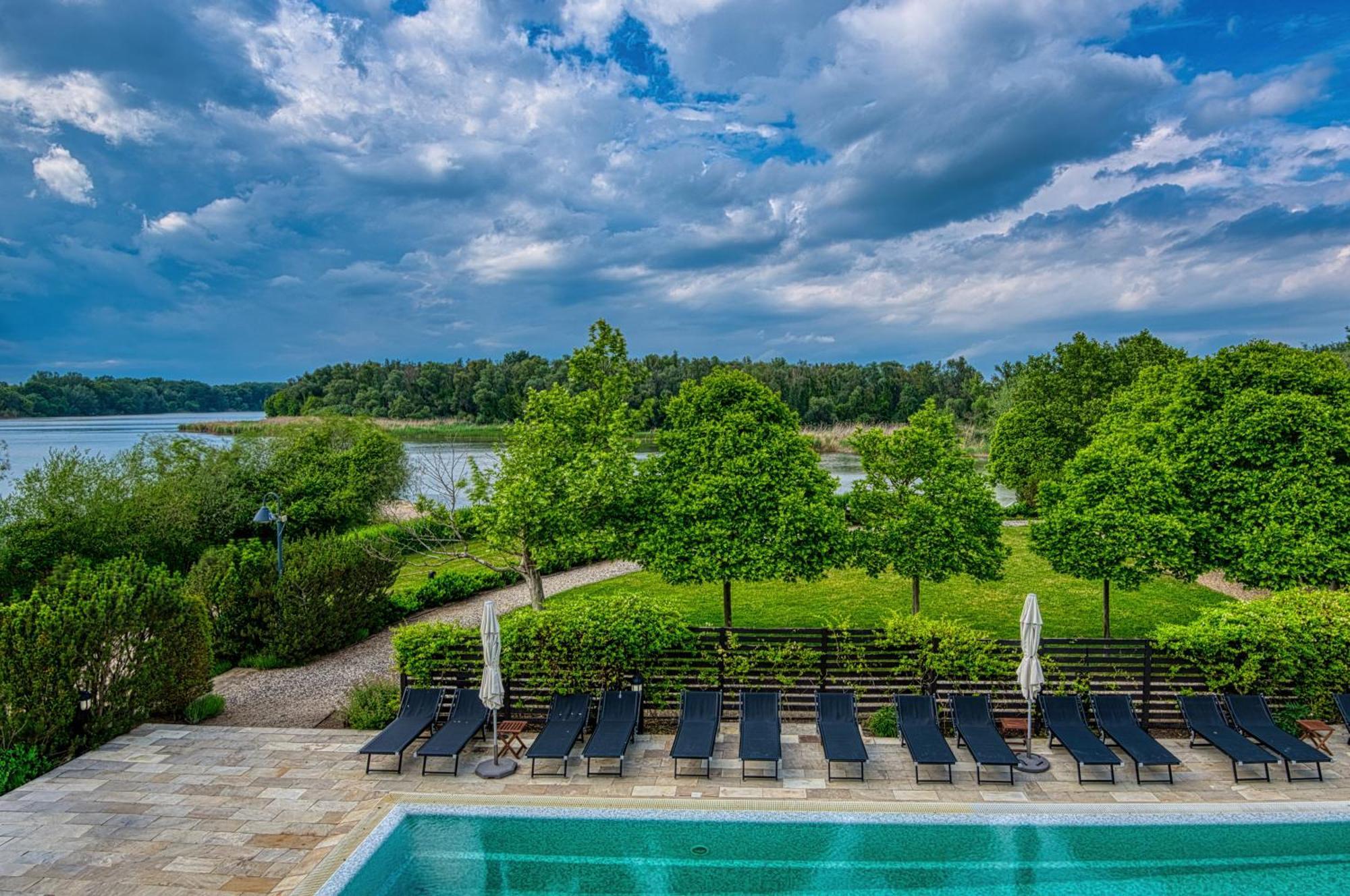 Tisza Balneum Hotel Tiszafüred Extérieur photo