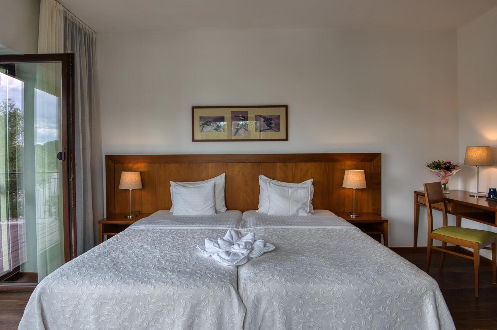 Tisza Balneum Hotel Tiszafüred Extérieur photo